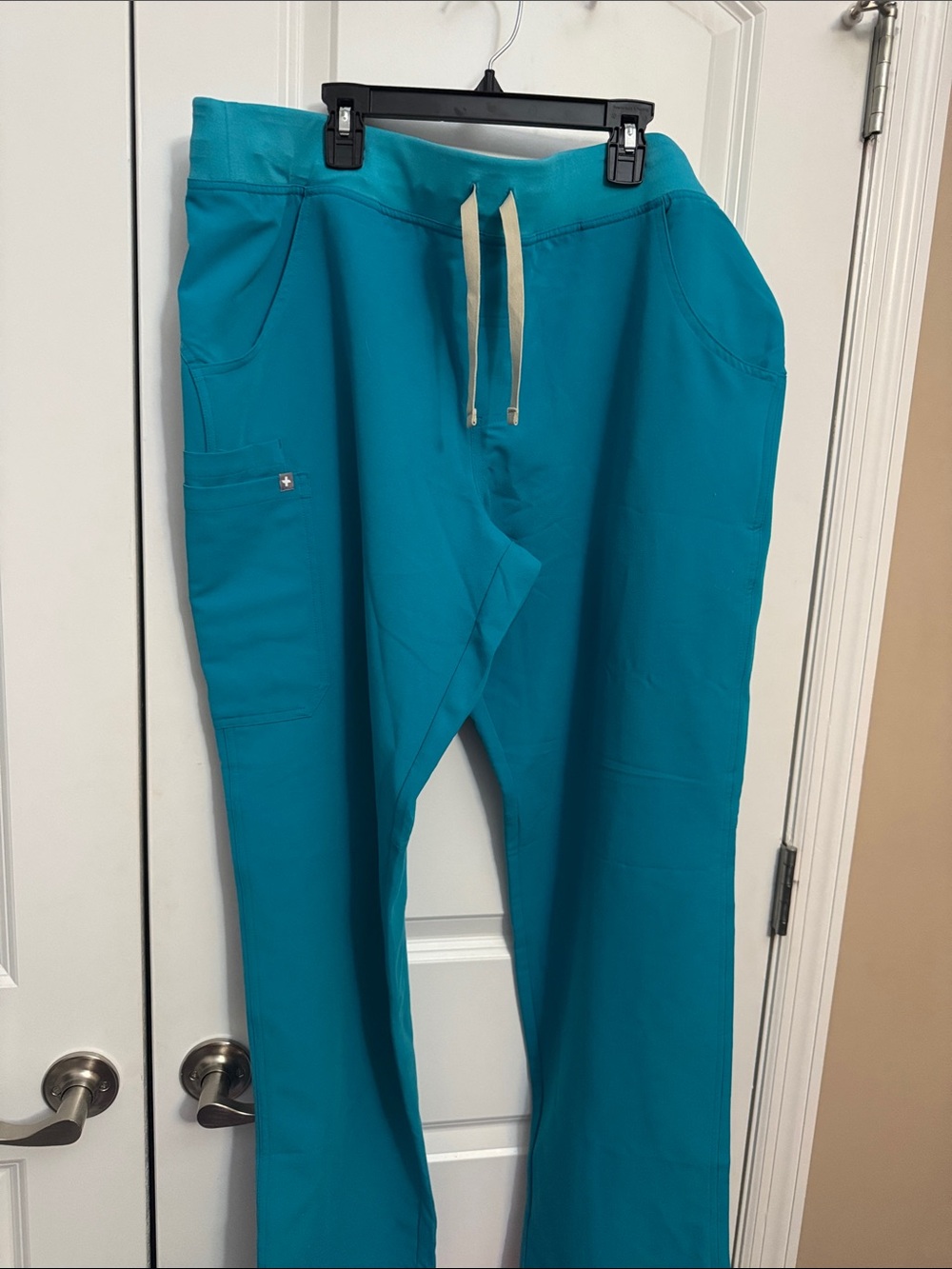 Figs Women's Teal Drawstring Scrub Joggers